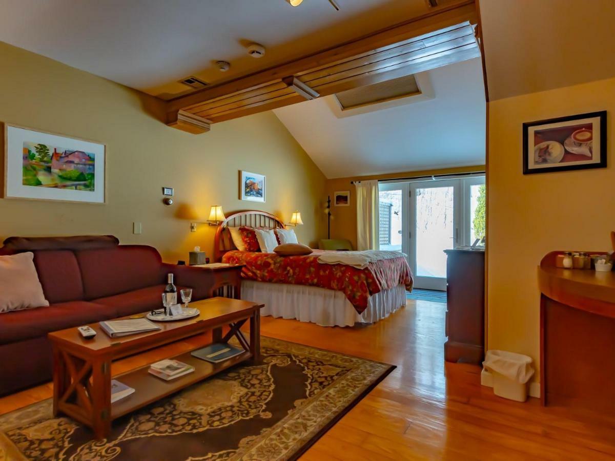 Shaker Mill Inn West Stockbridge Номер фото
